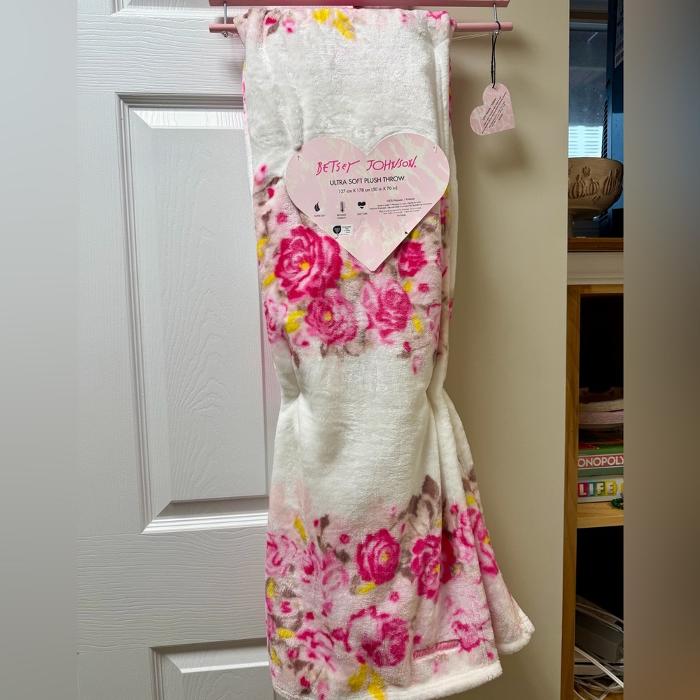 Betsey Johnson Floral Plush Throw Blanket